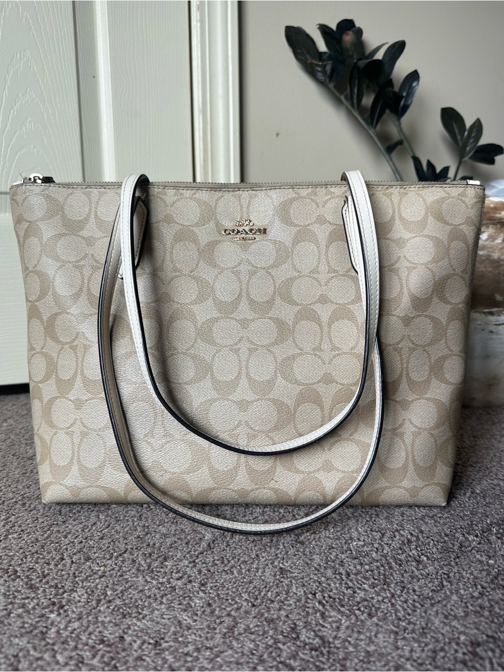 Coach 4455 Zip Top Tote Signature Canvas Light Khaki Chalk